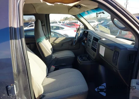 2008 Chevrolet Express Ls z USA, uszkodzony, nr VIN 1GAHG39K181170516